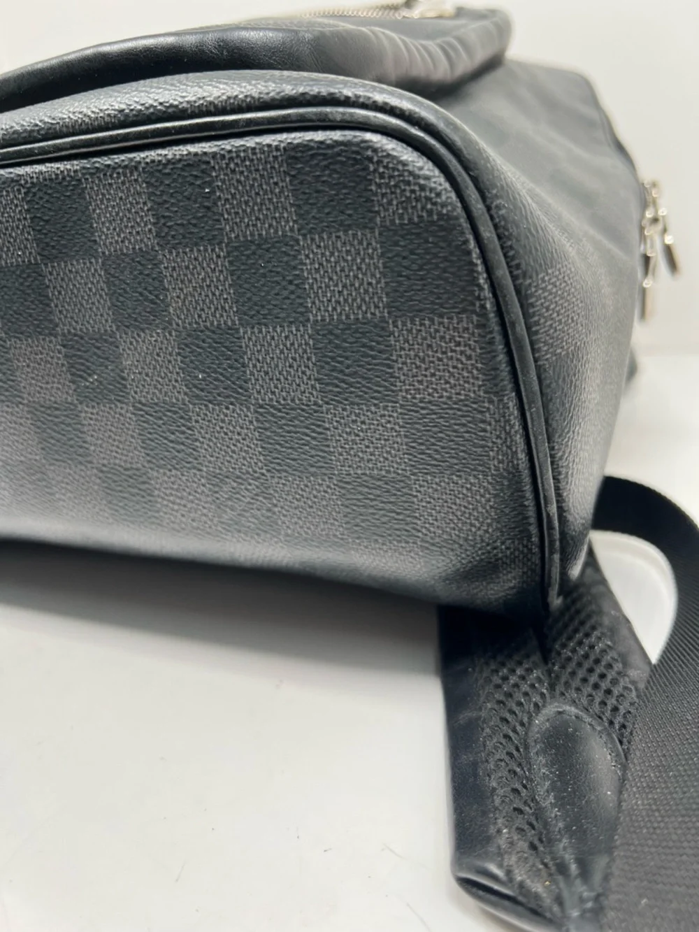 Louis Vuitton Josh Backpack Black Leather Damier Graphite - Picture 9 of 15
